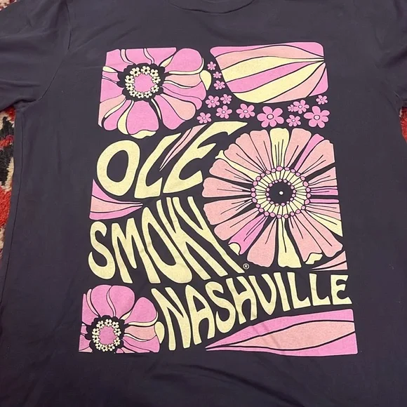 Ole Smokey Nashville Short Sleeve Graphic T-Shirt - Picture 2 of 6